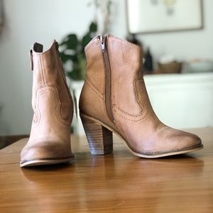 Rebels Stomp Leather Tan Western Ankle Boots